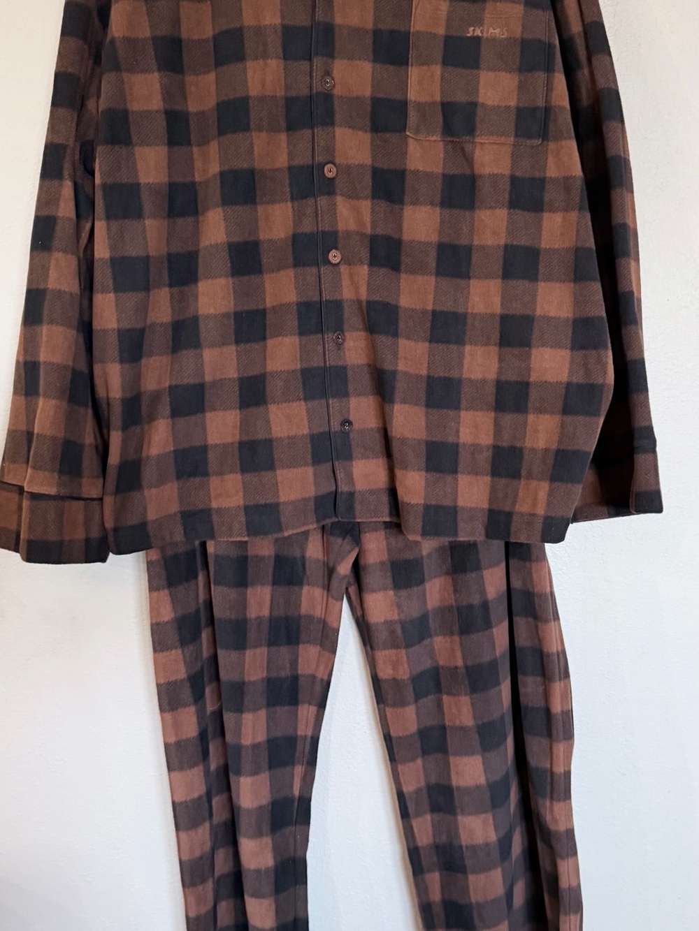 SKIMS Men's Plaid Pajama Set in Brown and Black 4XL
